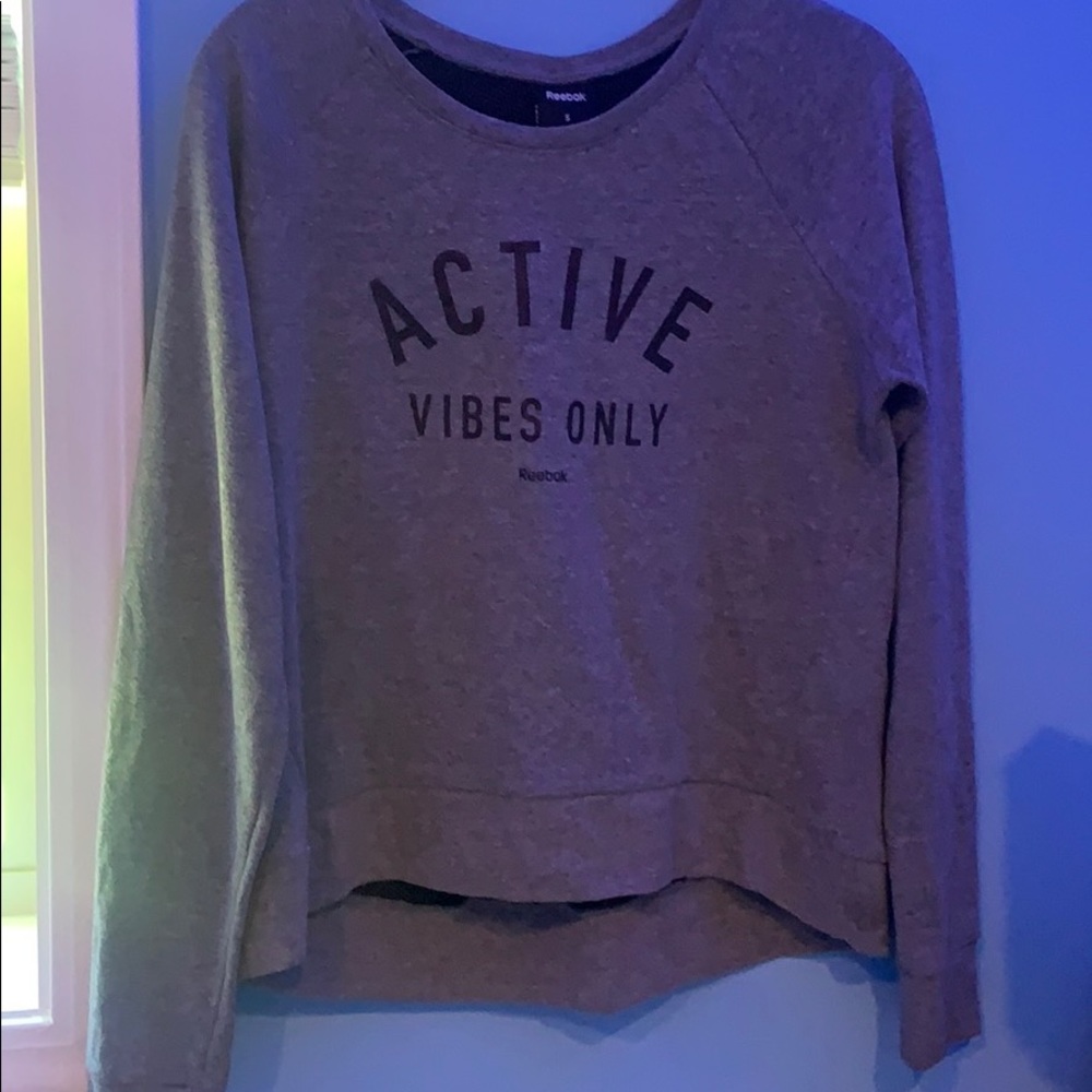 Cropped sweatshirt